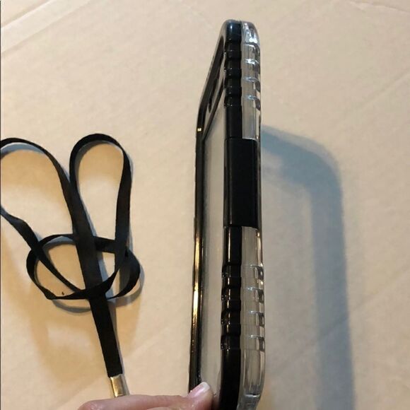 3/$15 or 5/$20 Waterproof phone case (fit an iPhone 6plus) - Picture 2 of 6